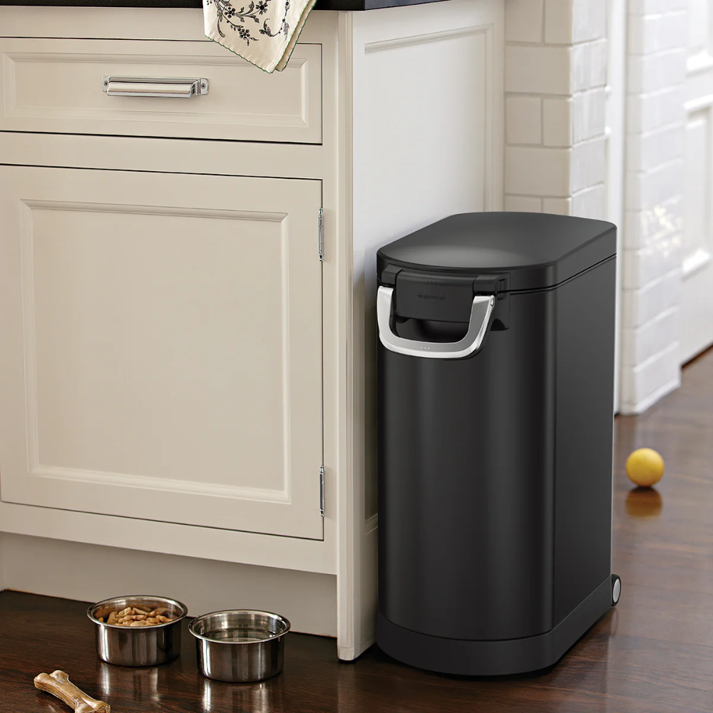 Simplehuman pet food bin (CW2112)